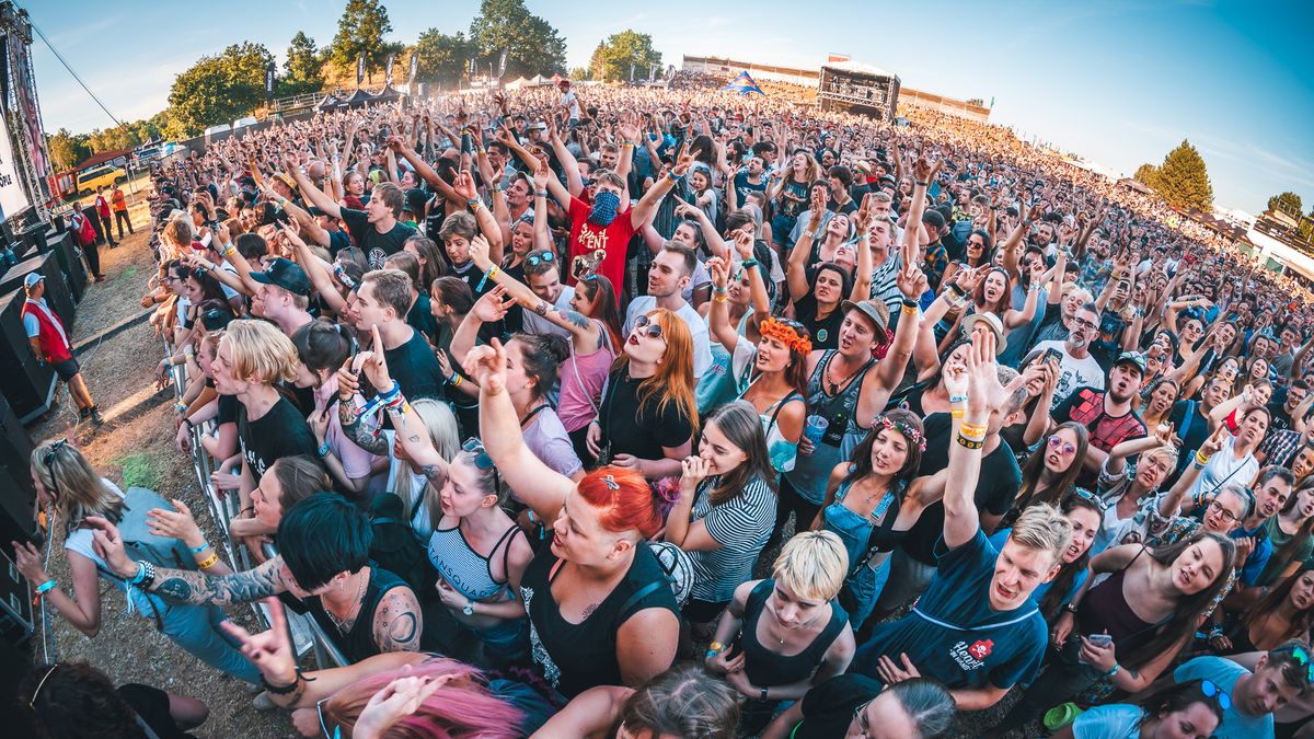 Festival Masters of Rock pořadatelé znovu přeložili, bude v červenci 2022